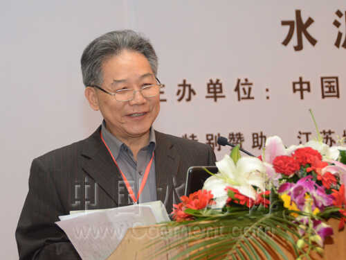马泽民:重庆水泥价格长期离谱 行业自律值得期待