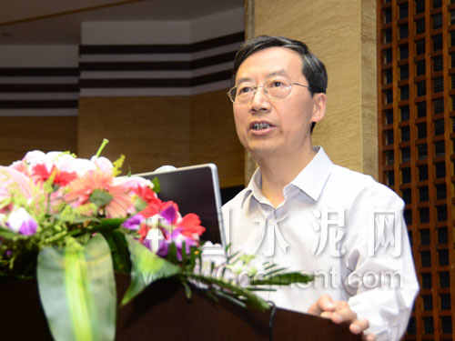 张永龙：大型新型干法水泥生产线粉磨关键装备的研发与应用